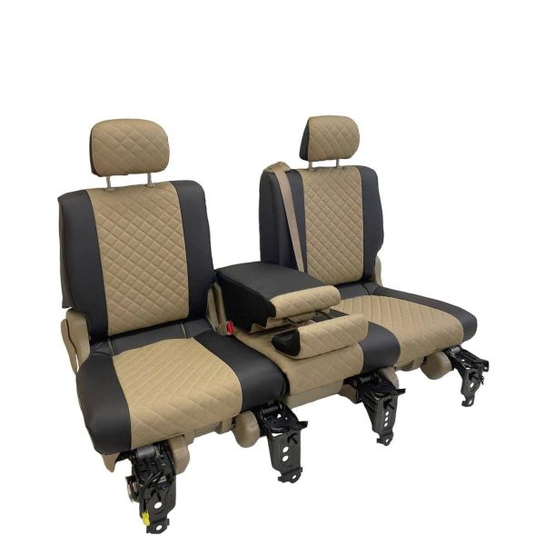 Чехлы Автопилот на Toyota Land Cruiser 200 2007-2015 г.в. Чехлы Автопилот на Toyota Land Cruiser 200 2007-2015 г.в.